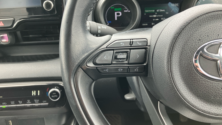 Toyota Yaris 1.5 Hybrid Design 5dr CVT Hybrid Hatchback